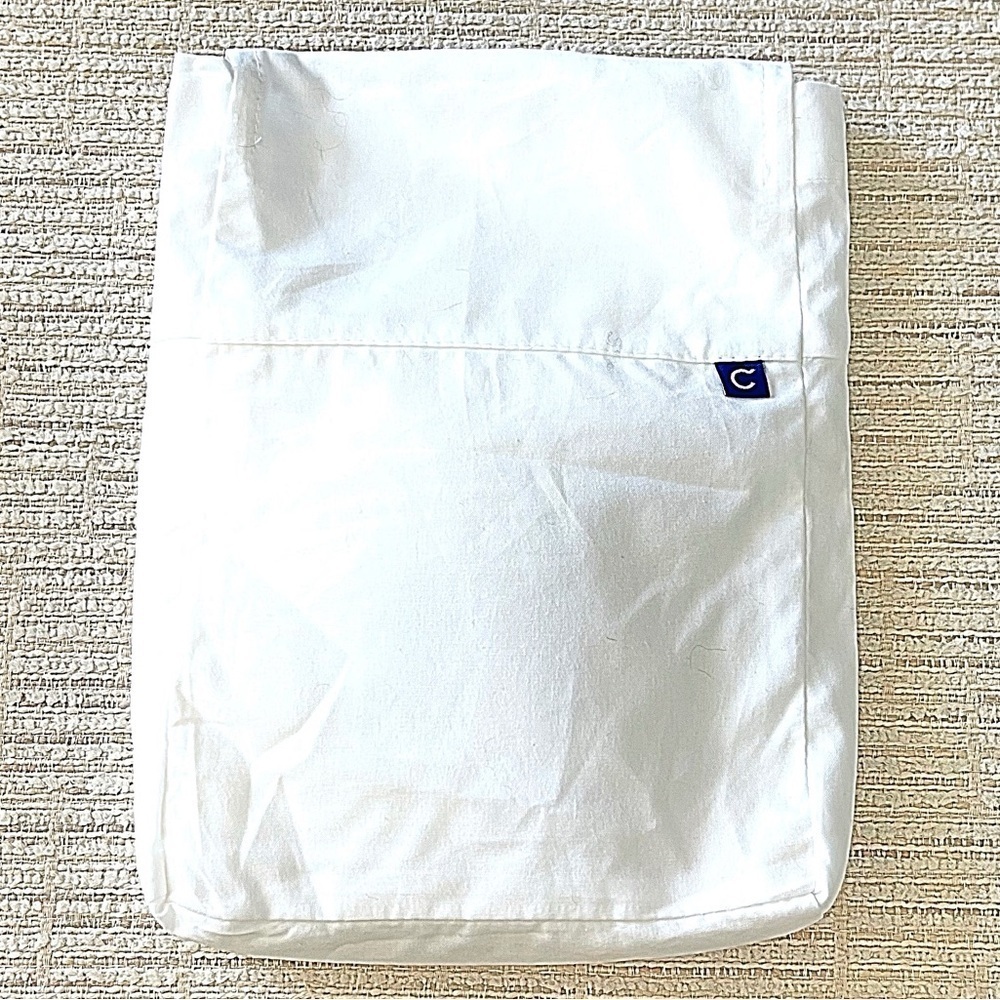 Vintage “R” Monogrammed Handkerchief and Embroidered Scented Sachet Set! - Picture 6 of 6